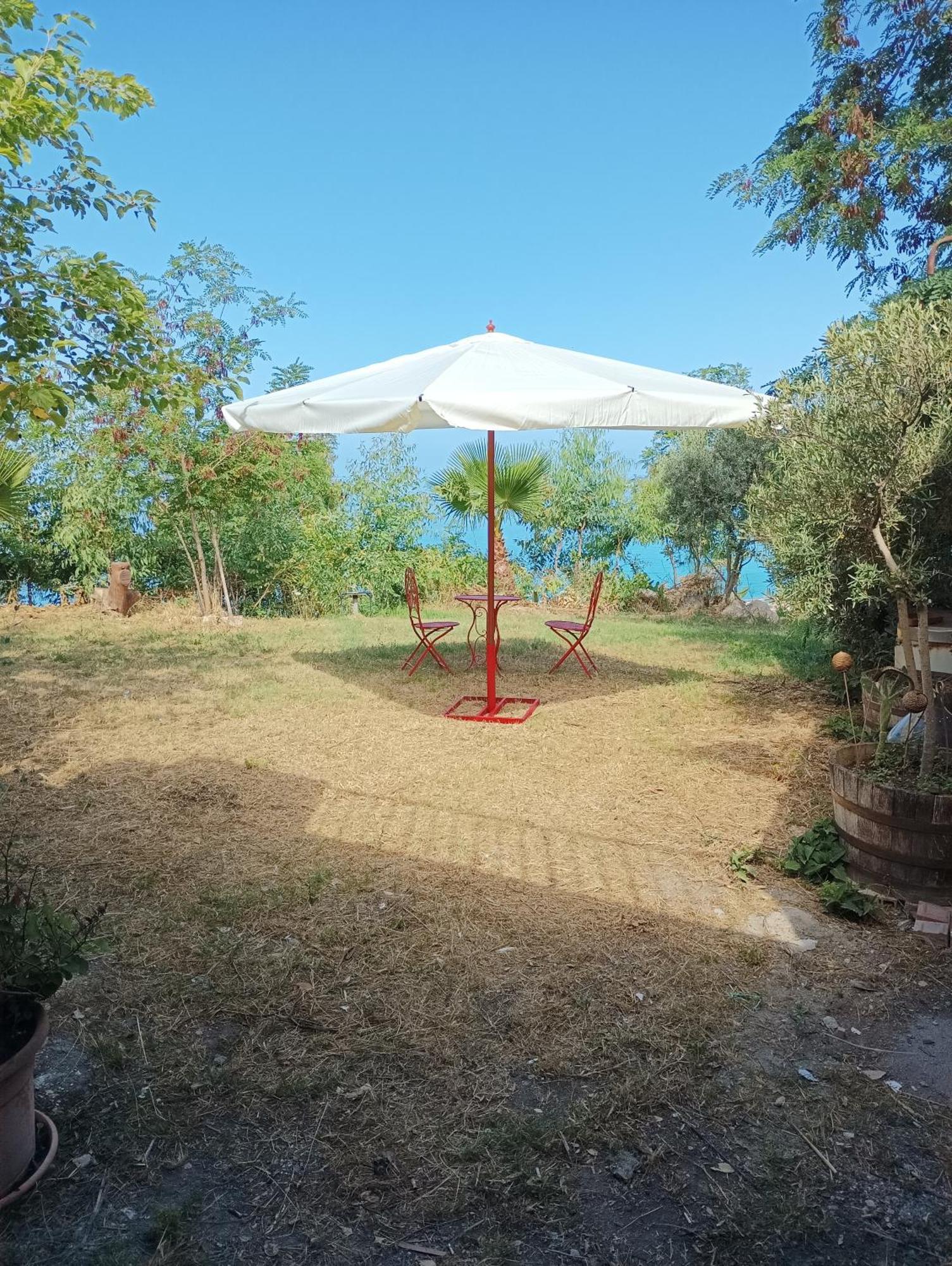 Palapico Hotell Bonifati Exteriör bild